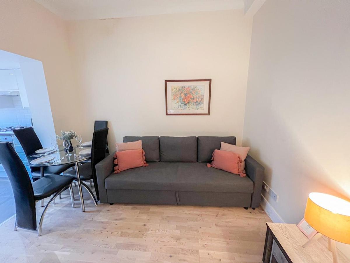 לונדון 1-Bedroom Flat With Small Garden & Paid Parking In Finsbury Park, Highbury מראה חיצוני תמונה